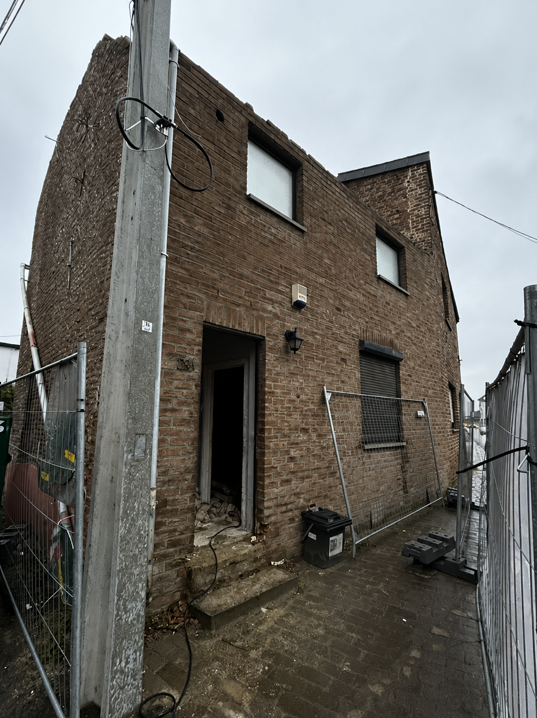 Démolition maison — avant